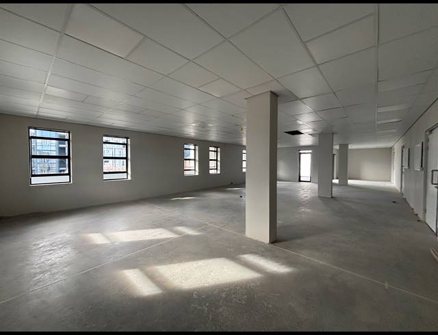 79M² MEDICAL SUITE TO LET IN PAARDEVLEI